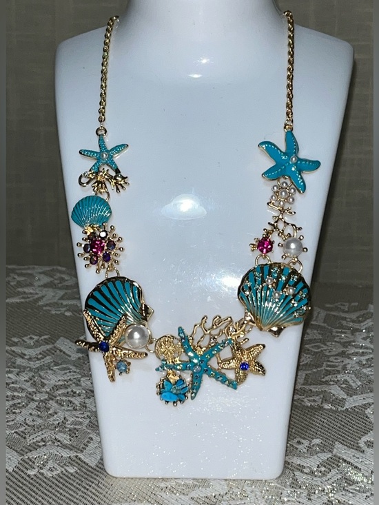 Jewelry - Chic Beach Turquoise Starfish Rhinestone Pearl Mermaid Seashell Necklace NEW!